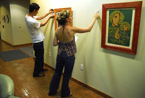 Damon and Shayna Installing my VSCC Tapestry Crochet Show